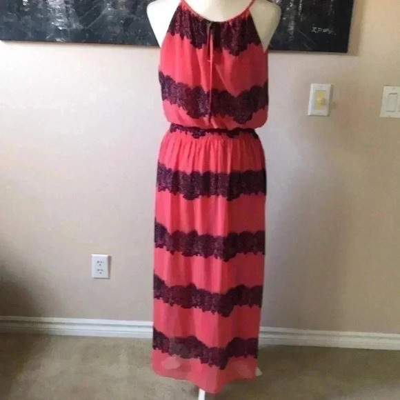 En Focus Pretty Orange and Blue Lace Horizontal Floral Maxi Dress-10P - Picture 6 of 6